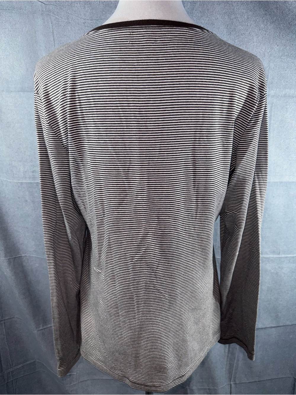 2327-Tommy Hilfiger Black and White Narrow-Stripe Long Sleeve Tee